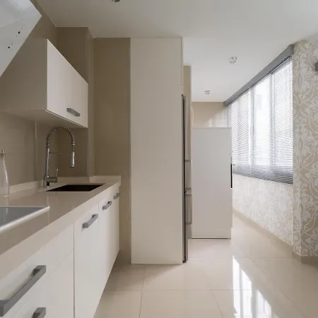 Home2book Stylish Design Apartment